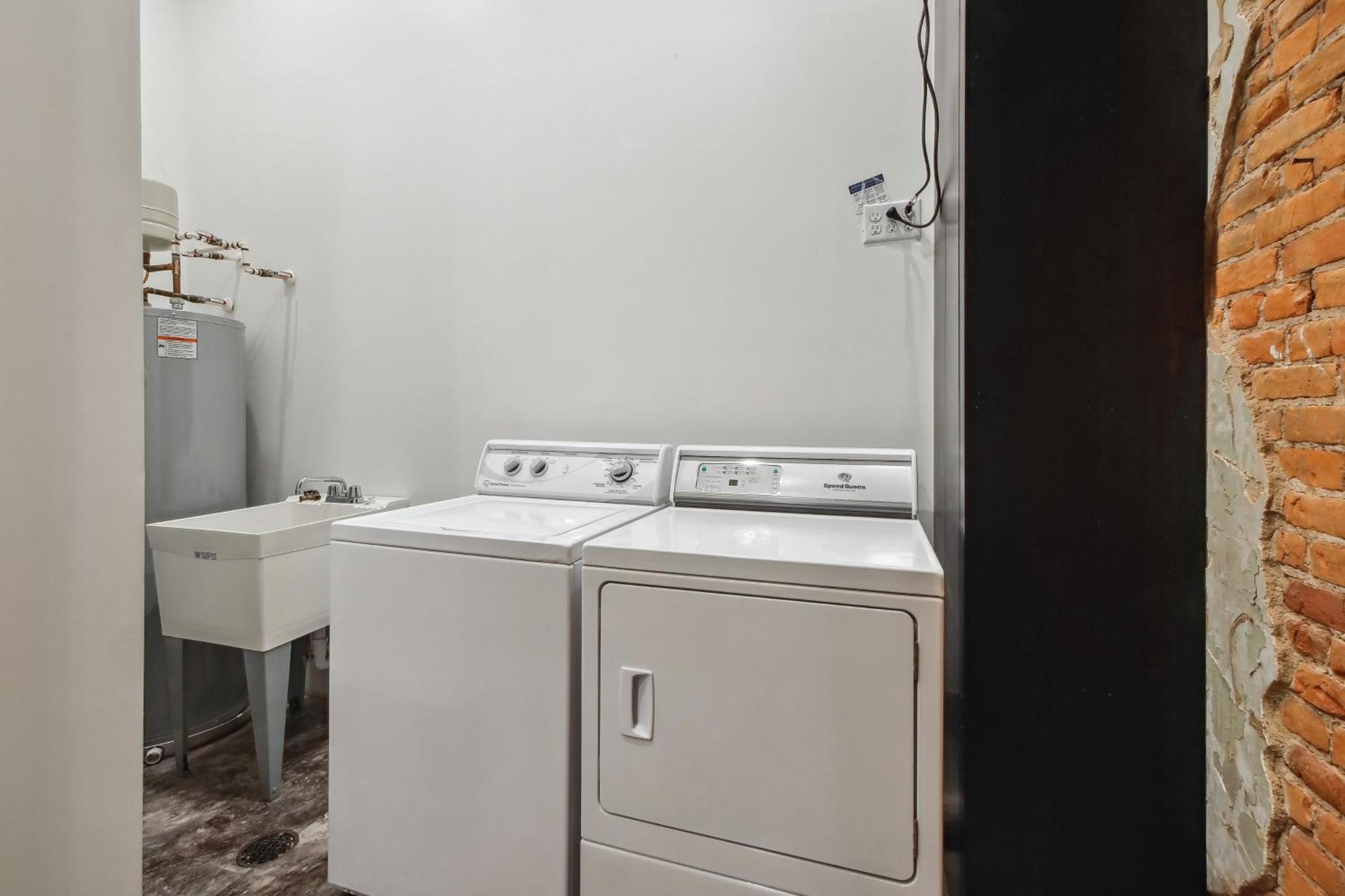 Sleek Millersburg Apartment In Downtown! Exterior foto